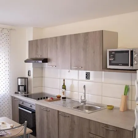 Lovely In The Heart Of Apartment *